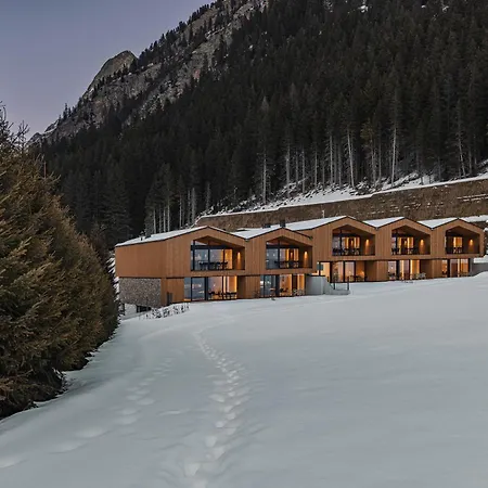 Panorama Pitz Alpin アパート *